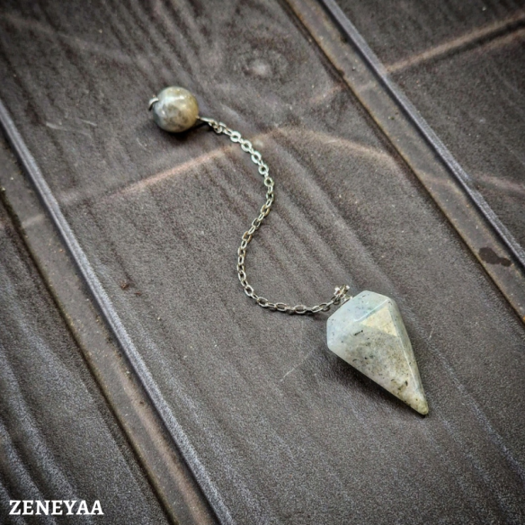 Pendule Venus Labradorite