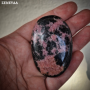 Galet Rhodonite
