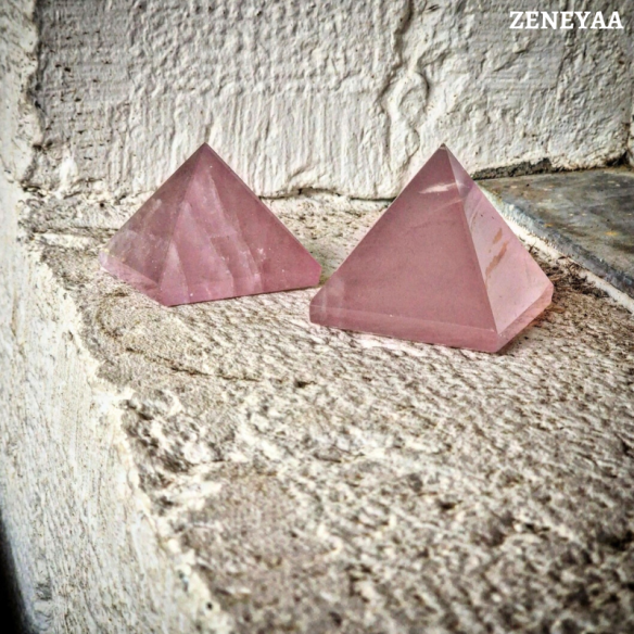 Pyramide Quartz rose