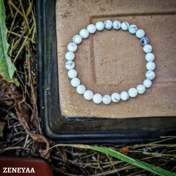 Bracelet 6mm Howlite